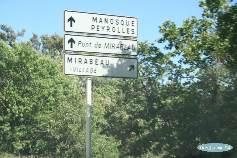 Panneau routier Manosque Peyrolles Pont Mirabeau